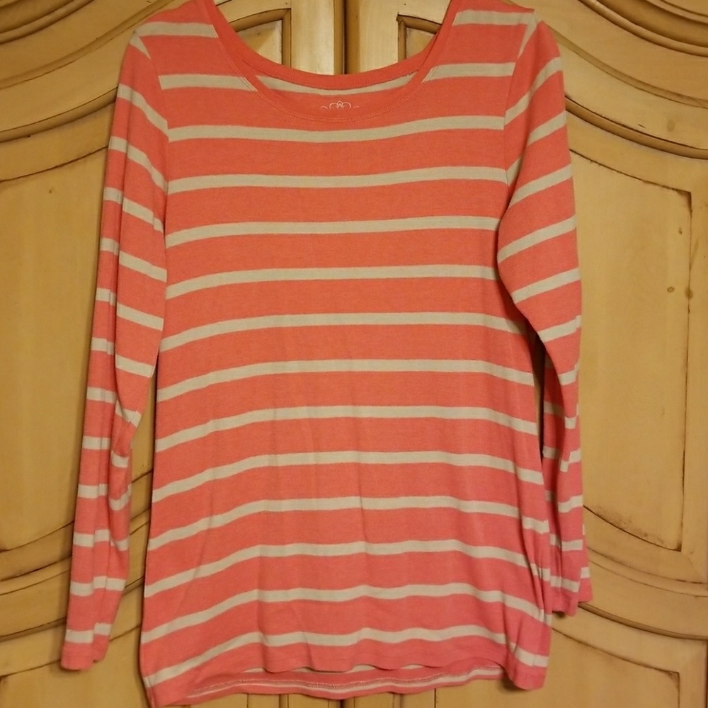 Old Navy top